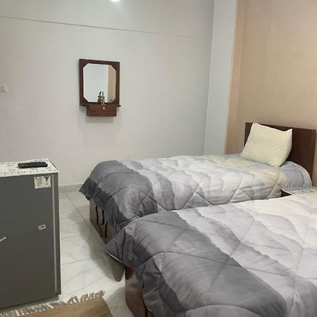 Pyramids Home Guest House Kafret el-Gabal Extérieur photo